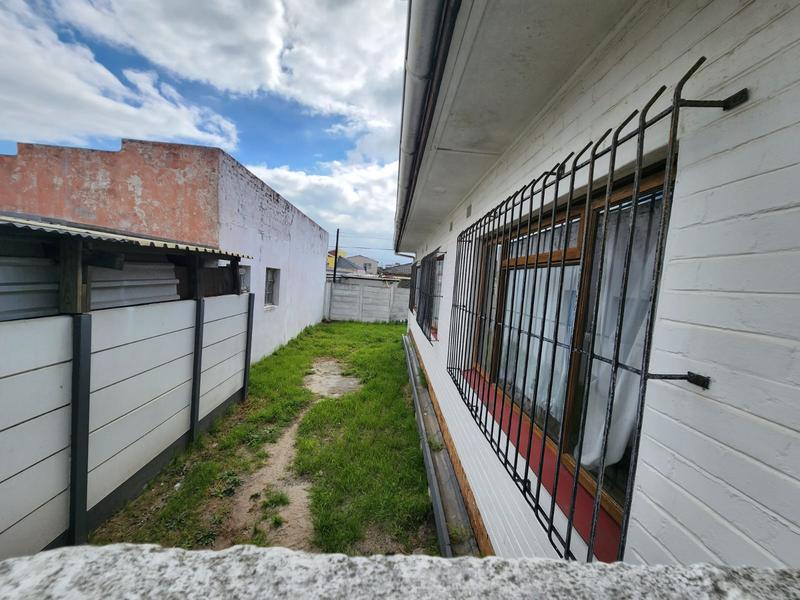 3 Bedroom Property for Sale in Kensington Western Cape